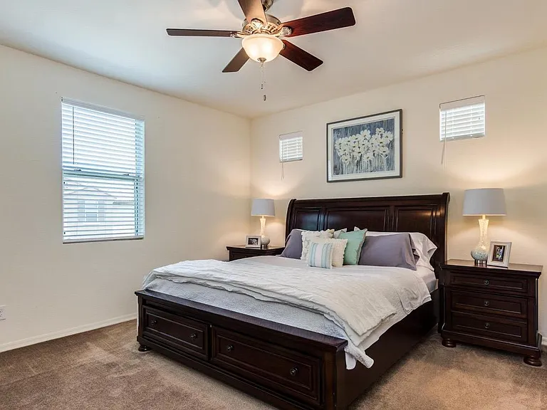 4175 E Erie St — Photo 9