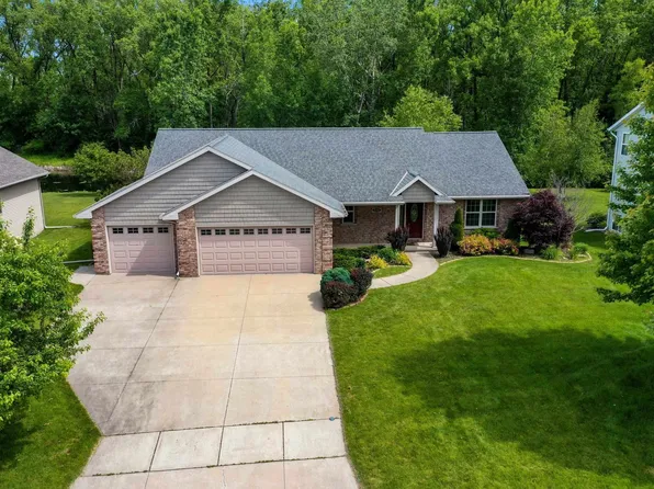 2361 Berkley Rd, De Pere, WI 54115
