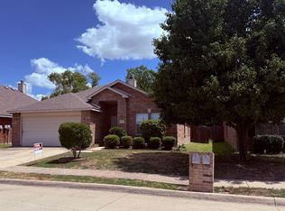 12736 Northern Pine Dr, Fort Worth, TX 76244