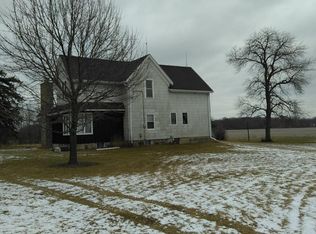 6807 7 Mile Rd, Racine, WI 53402