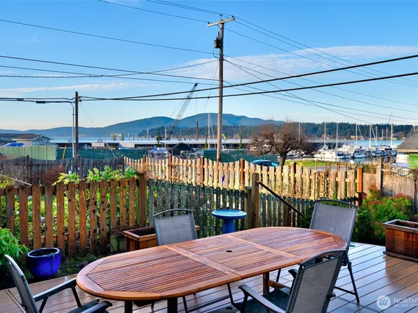 1418 6th Street, Anacortes, WA 98221