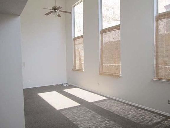 3rd image of 4864 Excalibur Dr #B