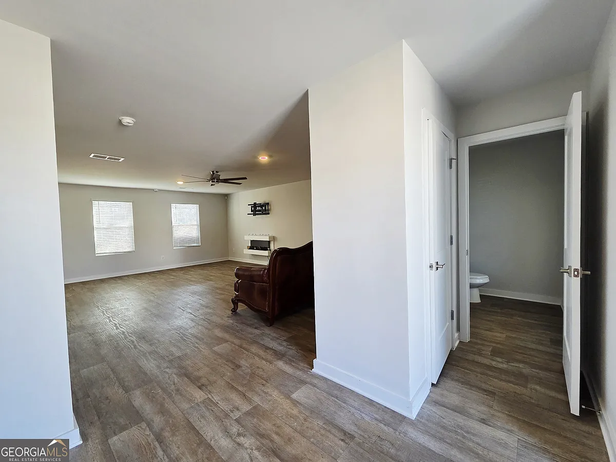 Building Photo - 418 Sweetwood Ct