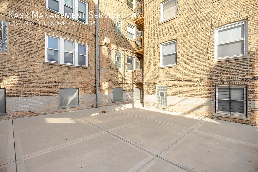 4412-26 N St Louis Ave. — Photo 3