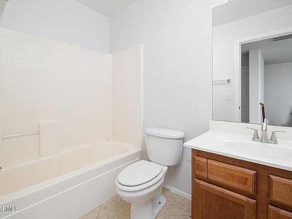 2nd image of 25454 W Lincoln Ave