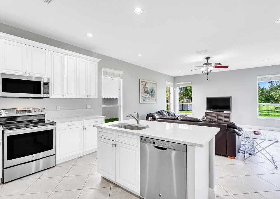 1st image of 4182 Wellington Shores Dr