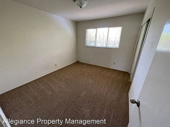 2nd image of 2836 Elvyra Way