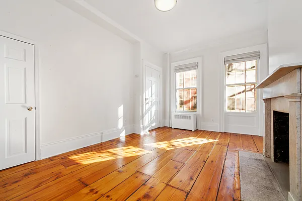 Rented by REAL New York | media 5