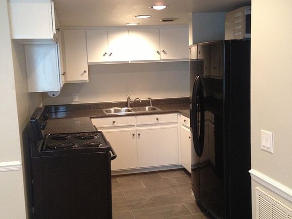 2nd image of 111 33rd Ave S APT 201