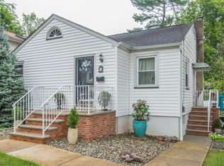 44 Washington Ave, Lake Hiawatha, NJ