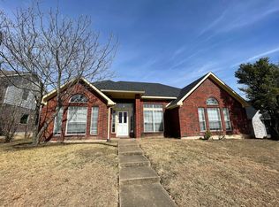 809 Windy Plns, Desoto, TX 75115