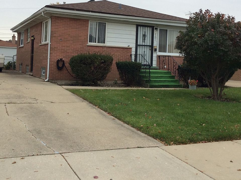 1st image of 4821 N Opal Ave