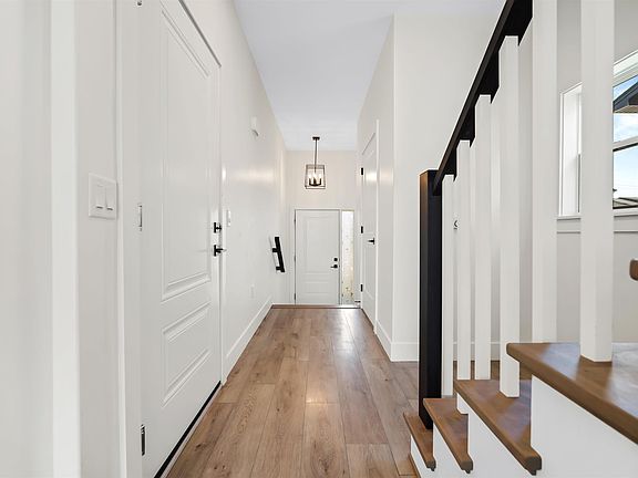 5th image of 531 Cowie Hill Rd