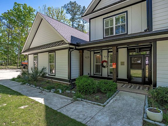 2nd image of 437 Amicks Ferry Rd