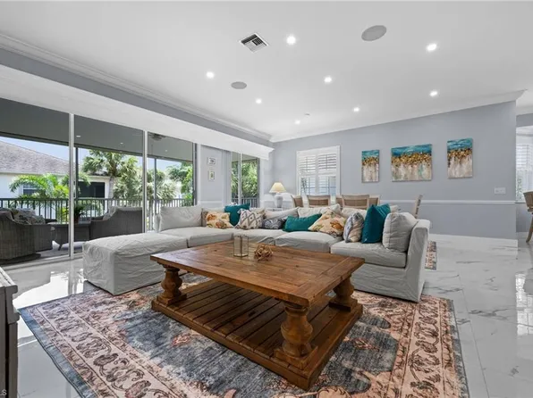 5010 Marina Cove Dr #4, Naples, FL 34112