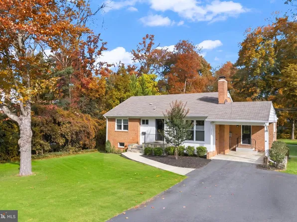 6620 Kerns Rd, Falls Church, VA 22042