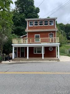 6 Shore Rd, Cornwall on hudson, NY, 12520