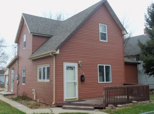 117 10th Ave SW, Aberdeen, SD 57401