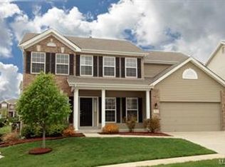 1112 Pierpoint Lane St, Charles, MO 63303