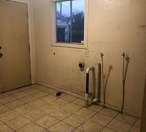5th image of 3801 S Polk St