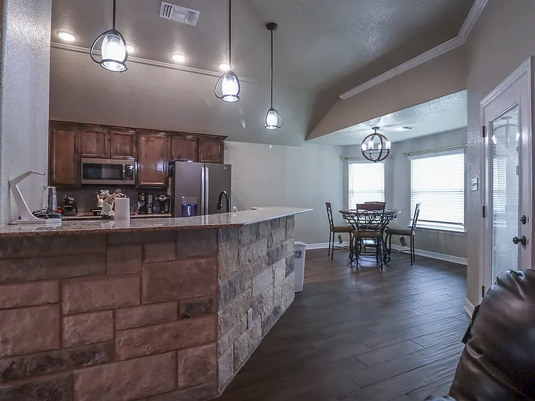 8107 Preston Hollow Dr — Photo 12