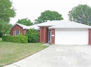311 Tomahawk Dr, Harker Heights, TX 76548