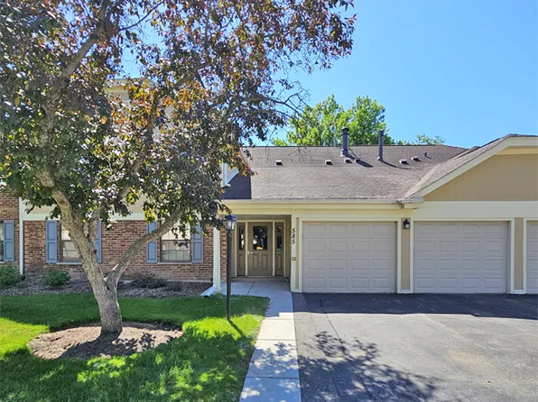 585 Williamsburg Ct #D2, Wheeling, IL 60090