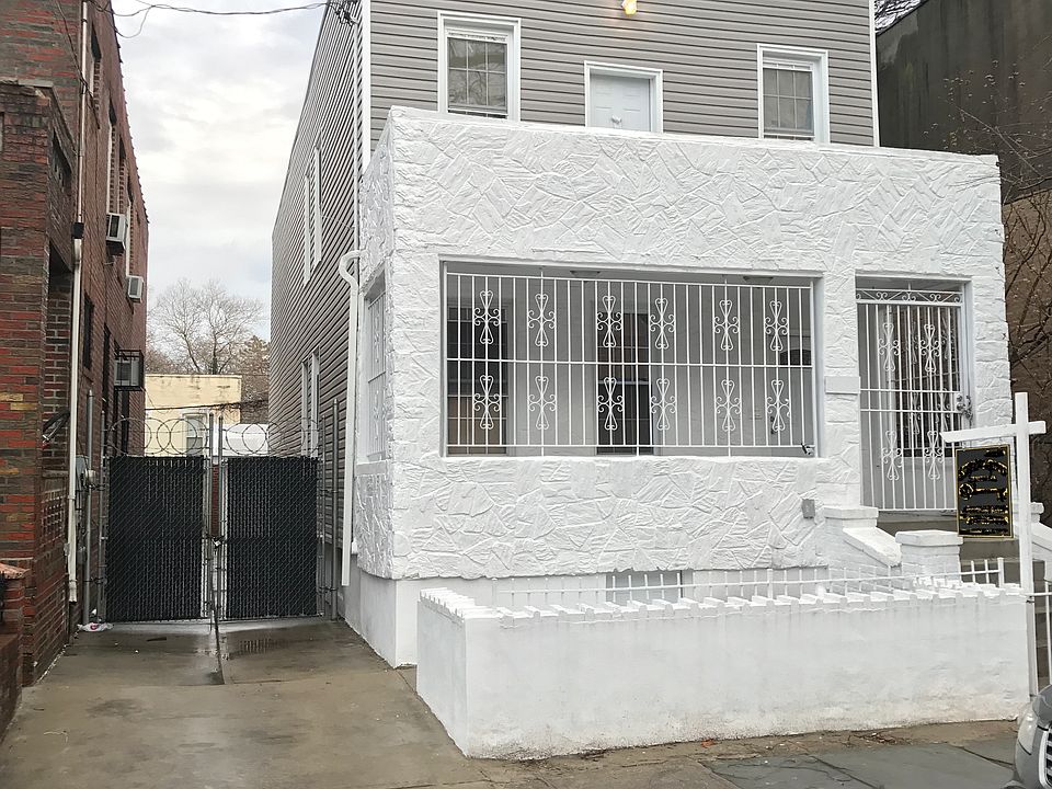 1st image of 589A Logan St