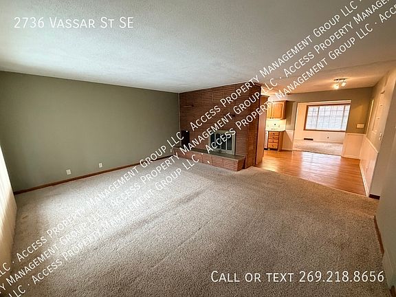 3rd image of 2736 Vassar St SE