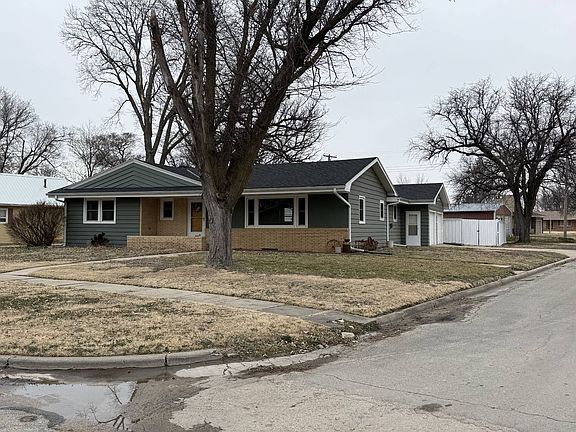 2nd image of 701 Ross St