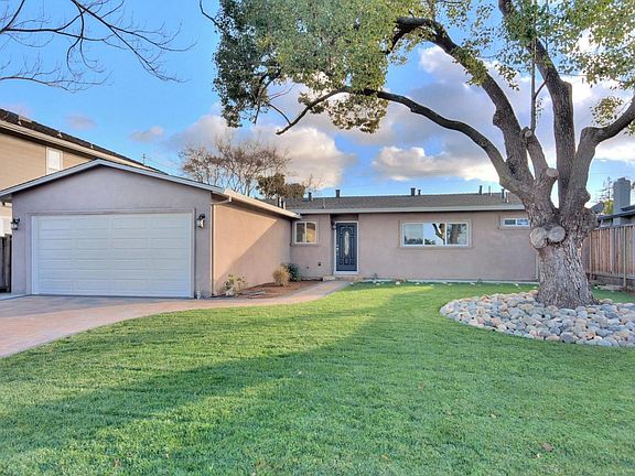 2nd image of 4018 Yellowstone Dr