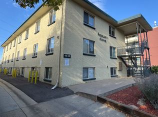 The Asbury Arms Offering 3 weeks Rent Credit, Denver, CO 80222