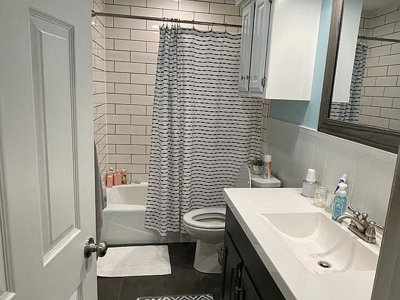 Guest bathroom. Completely remodeled in 2018.