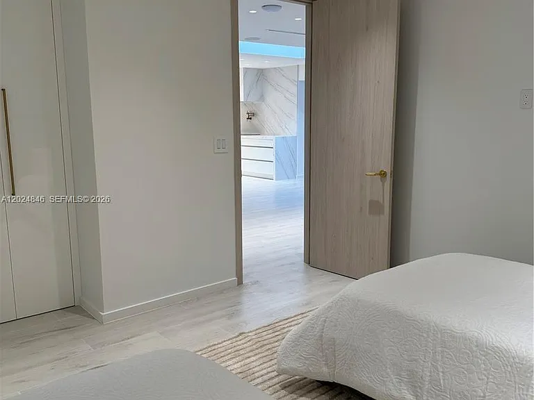 5841 SW 37th Ave — Photo 42