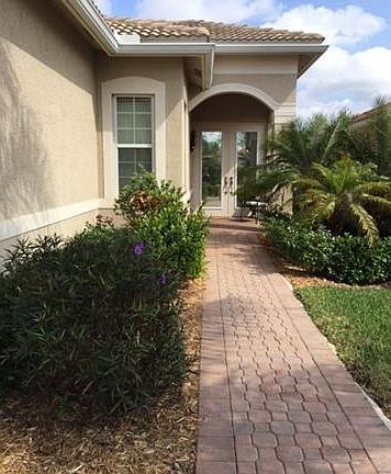 2nd image of 11209 Sparkleberry Dr