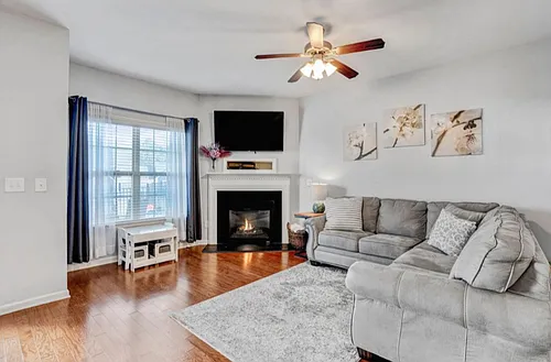 224 Beaconwood Ln Photo 1
