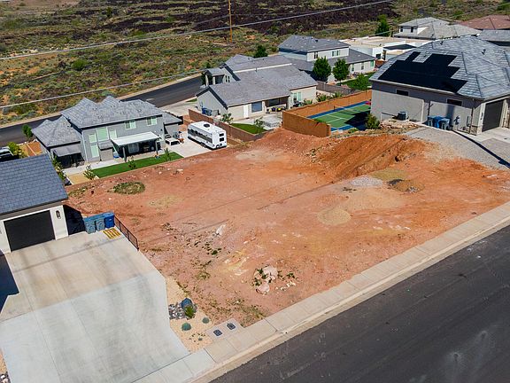 5th image of Desert Heights Dr