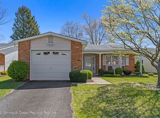 24 Arms Ct, Brick, NJ 08723