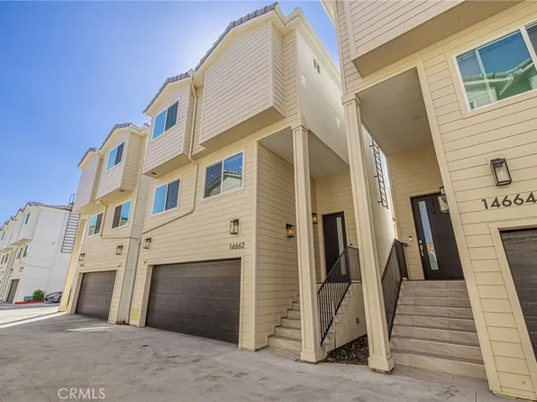 14662 W Sara Ln, Panorama City, CA 91402