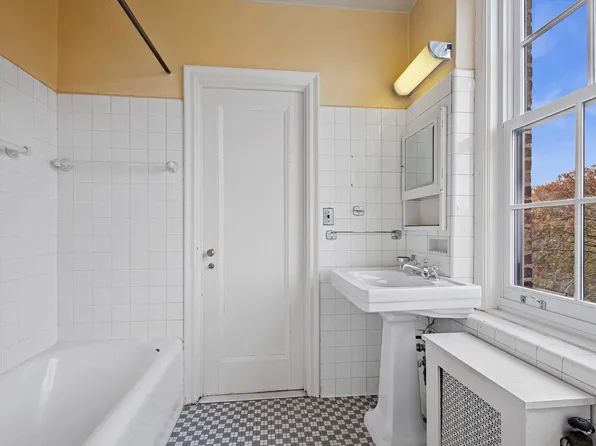 1170 Fifth Avenue image 16 of 16