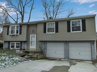 7 N Seine Dr, Cheektowaga, NY, 14227