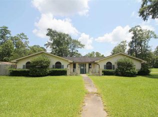 125 Autumn Shadows Dr, Silsbee, TX 77656