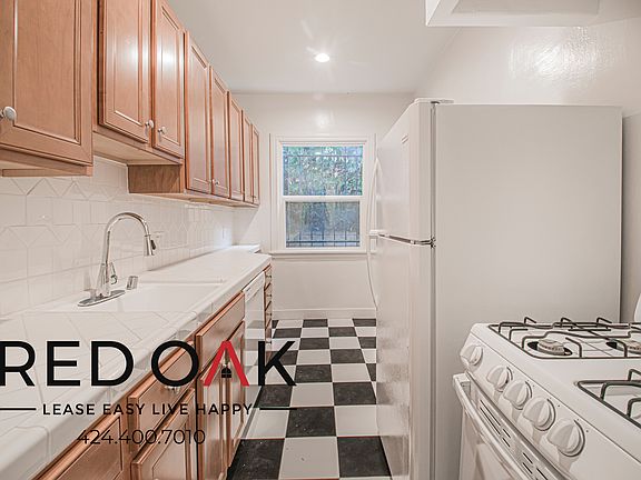 2nd image of 1818 Whitley Ave APT 210