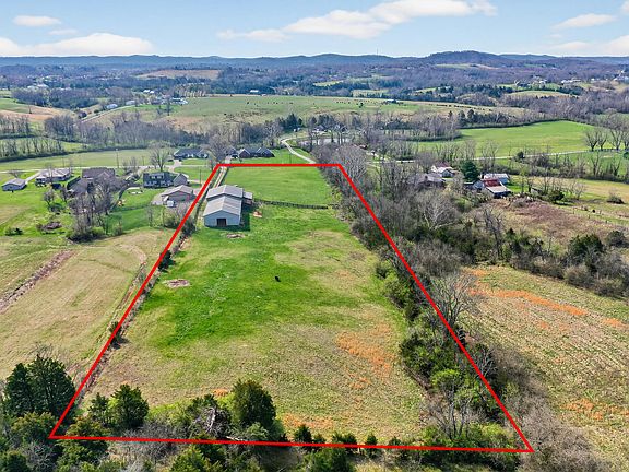 3rd image of 5100 Walnut Meadow Rd