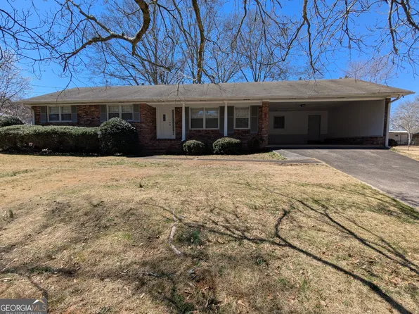 544 Greenvalley Dr, Winder, GA 30680