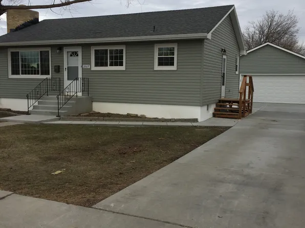 2517 Broadwater Ave, Billings, MT 59102