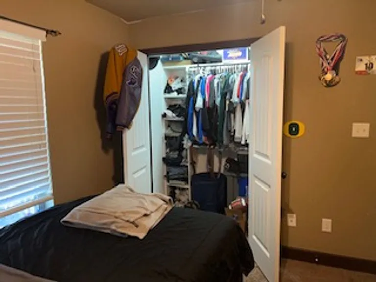 7065 McLeod Dr — Photo 18
