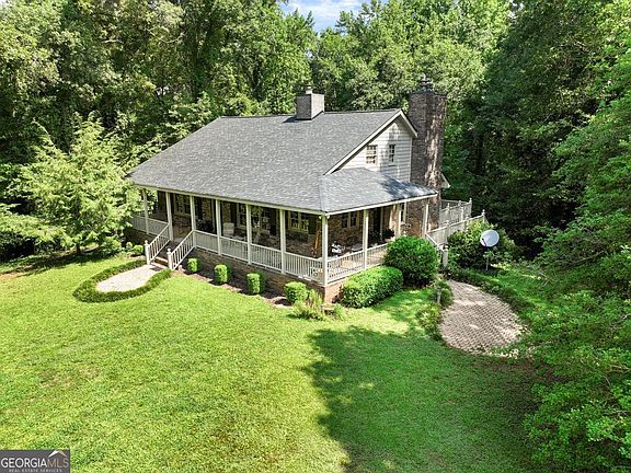 2nd image of 151 Evans Rd
