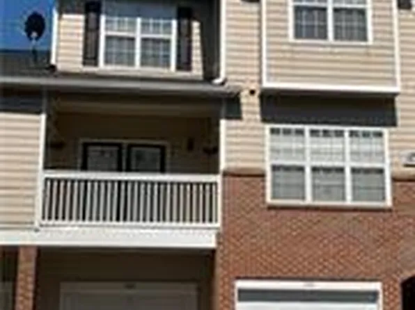 1306 Vinings Forest Ln SE Unit 13, Smyrna, GA 30080