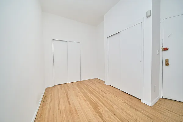 Rented by Living New York | media 9